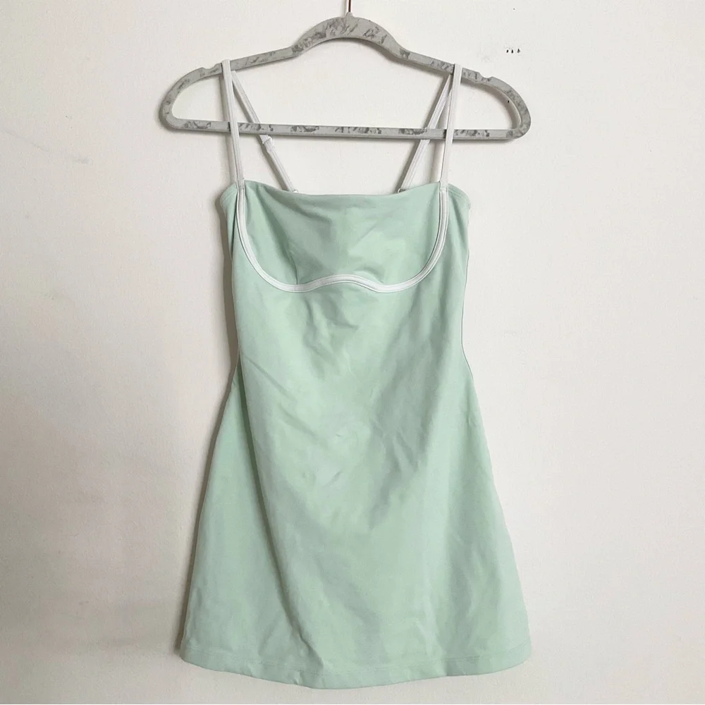 Alo Yoga Airbrush Streamlined Dress Spearmint/White XS